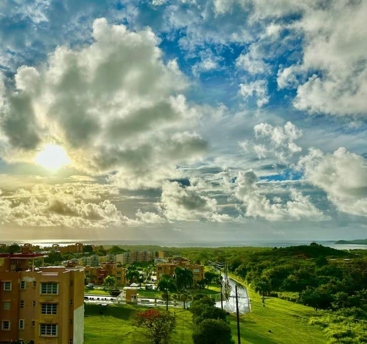 Ocean & Mountains View, Marina, Ferry, Vista Mar, Costa Esmeralda Ceiba Exterior photo